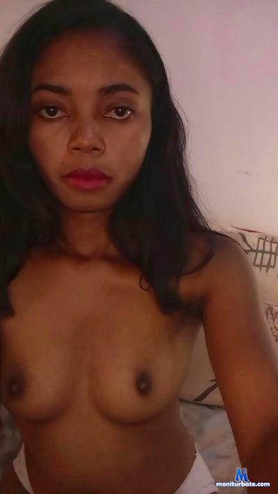 Cindy01 cam4 bicurious performer from Republic of Madagascar  