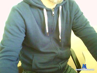davidave2 cam4 straight performer from French Republic  