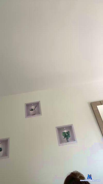MadameS1 cam4 bicurious performer from French Republic amateur 
