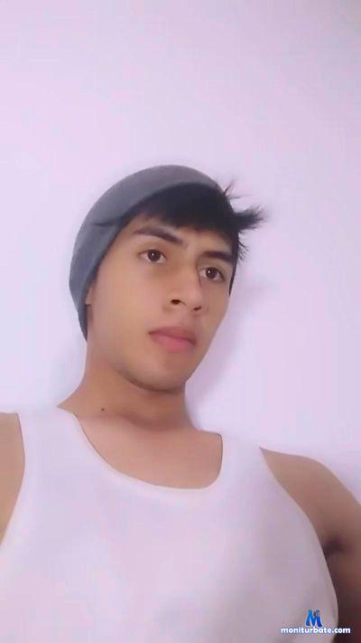 myroom cam4 bisexual performer from Republic of Colombia ass hairy feet cum bigcock 