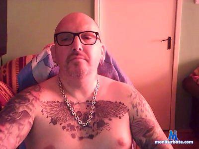 Pavel_Puiut cam4 straight performer from Romania  