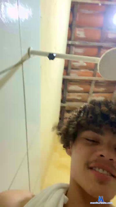 P3drou cam4 bicurious performer from Federative Republic of Brazil  