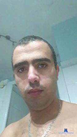 max1990horny3 cam4 live cam performer profile