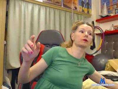 littlecandy0826 cam4 straight performer from Republic of Colombia livetouch 
