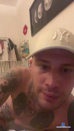 Daddo8840 cam4 live cam performer profile