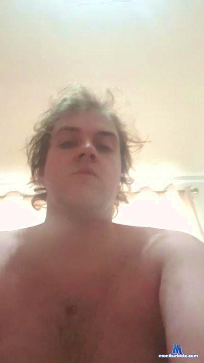 hornyuncut88 cam4 bisexual performer from United Kingdom of Great Britain & Northern Ireland  