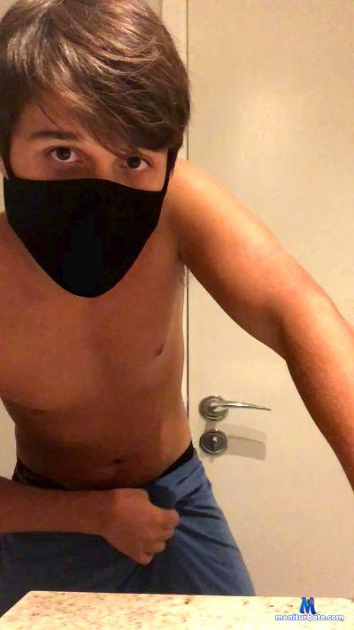 Leksafado113 cam4 bisexual performer from Federative Republic of Brazil  