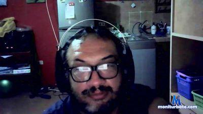 donavan333 cam4 straight performer from Republic of Peru  