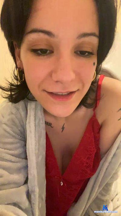 Lunaluce7 cam4 bisexual performer from Republic of Italy Sexy amateur pornstar 