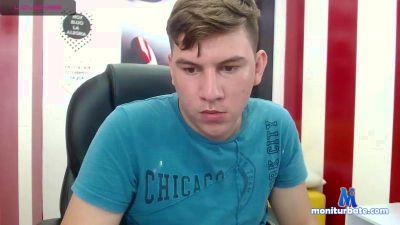 thomas_king18 cam4 bisexual performer from United States of America hairy daddy chubby bigcock french 