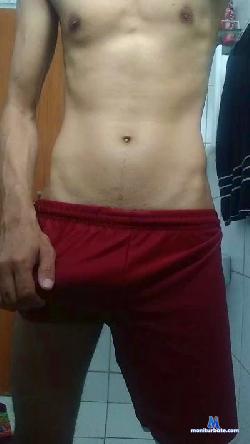 Lorran_hot cam4 live cam performer profile