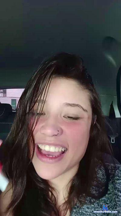 Madagatinha cam4 bisexual performer from Federative Republic of Brazil  