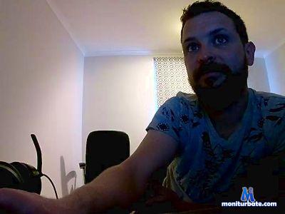 sexychrisxx cam4 straight performer from United Kingdom of Great Britain & Northern Ireland chilling dayathome LetsGetHigh 