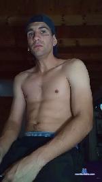 Illoveyou__ cam4 livecam show performer room profile