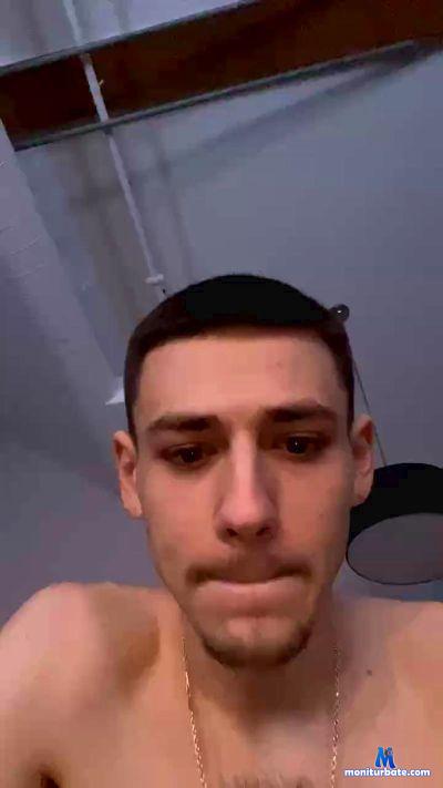kyle1252 cam4 straight performer from United States of America  