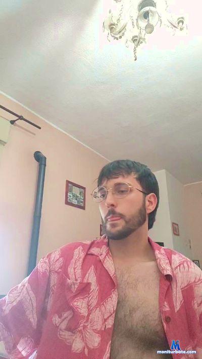 Leoo2727 cam4 bisexual performer from Republic of Italy  