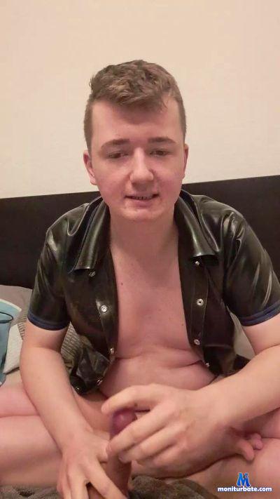 Twink_kink cam4 gay performer from Federal Republic of Germany  