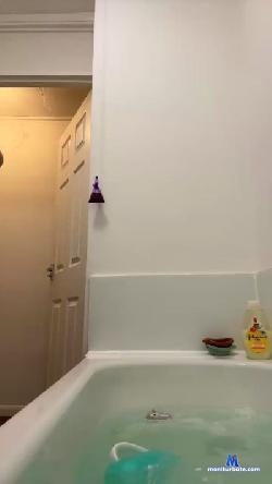 Chlomomilf cam4 live cam performer profile