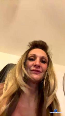 NaughtyNatly cam4 live cam performer profile