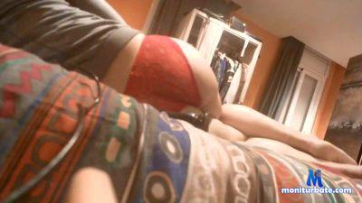 robertinoxxx cam4 bicurious performer from Kingdom of Spain  