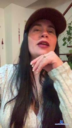 hotcurvi1 cam4 live cam performer profile