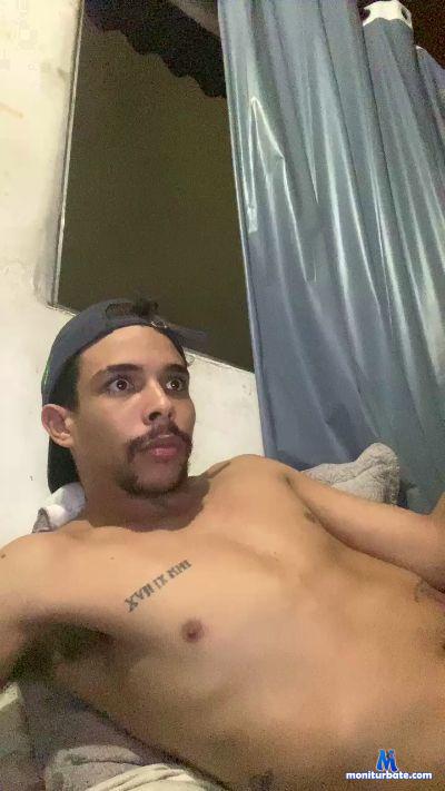 HugoMoretti cam4 gay performer from Federative Republic of Brazil  