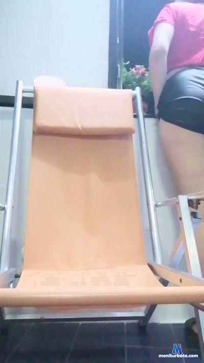 Valeeh cam4 bisexual performer from Republic of Italy compagnia 