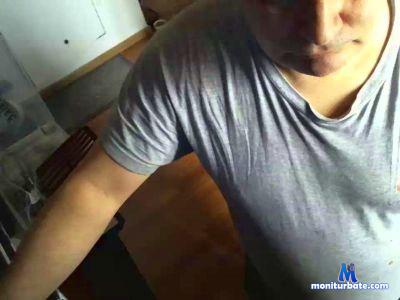 herves73 cam4 bisexual performer from French Republic  