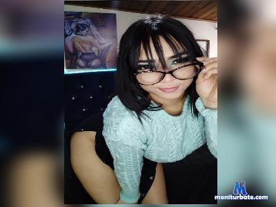 sweet_violette cam4 bisexual performer from Republic of Colombia  