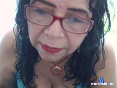 superMILF41 cam4 straight performer from United States of America  