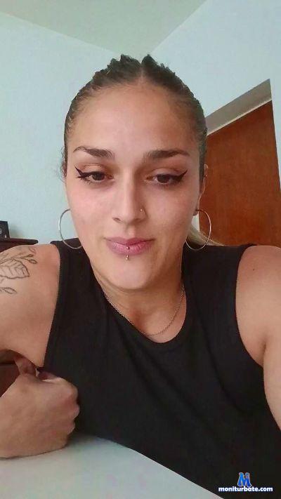 Olita_putita cam4 bicurious performer from Argentine Republic  