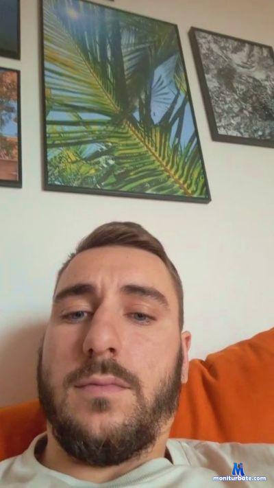 Eliakx_xxx cam4 bisexual performer from French Republic  