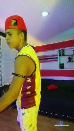 1Spit_KingPig cam4 livecam show performer room profile