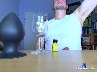 Tom_PP cam4 bisexual performer from Federal Republic of Germany  