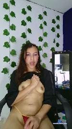 Alizee_mcry cam4 livecam show performer room profile