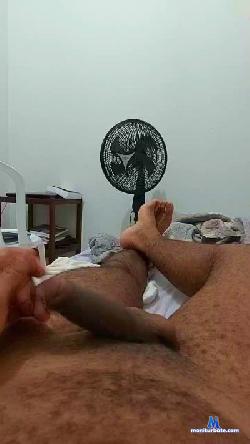 Plucaz cam4 live cam performer profile