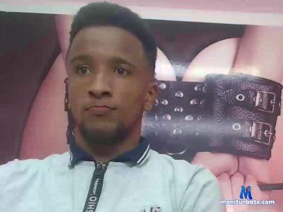 rogers_fox cam4 straight performer from Republic of Colombia rollthedice 