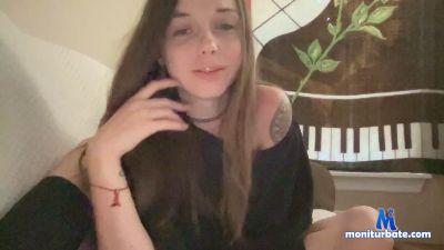 MariJaynedoe cam4 bisexual performer from United States of America masturbation feet striptease tease sub cute 