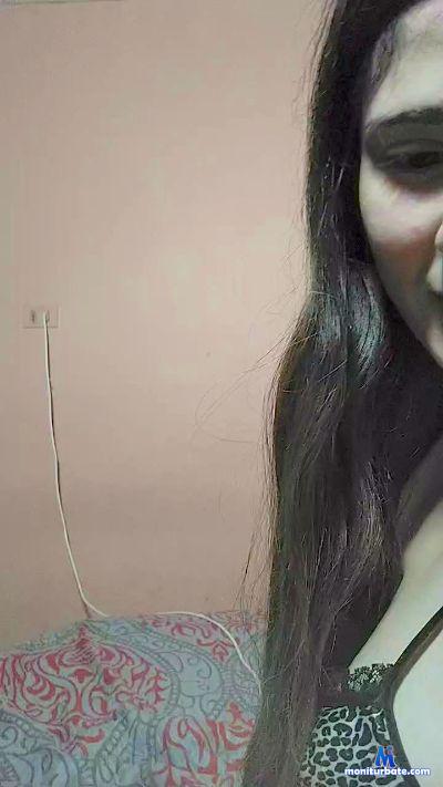 Fabi_packs cam4 bisexual performer from Republic of Chile  