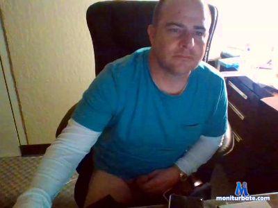 artist510 cam4 straight performer from United States of America  