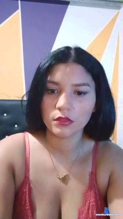 HOT_NIEVES cam4 bisexual performer from Republic of Colombia  