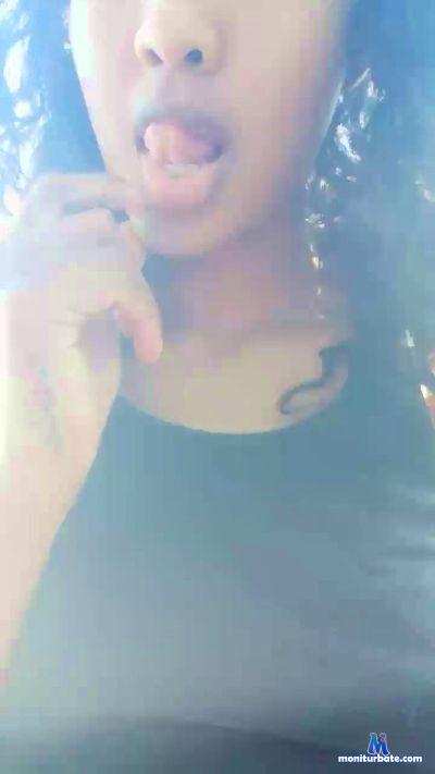 black_pussysex cam4 bicurious performer from Republic of Colombia ass tattoo latina squirt 