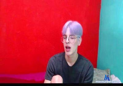 mercurygod34 cam4 gay performer from Taiwan, Province of China  