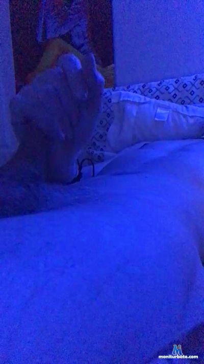 GodsGirth420 cam4 bisexual performer from United States of America Solo male Straight Porn Chill music Smoke 