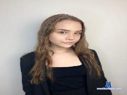 DarlineDowden cam4 live cam performer profile