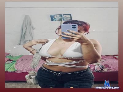 michelle_brown cam4 bicurious performer from United States of America masturbation C2C striptease blowjob cute pussy ass 