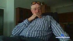robert_51xx cam4 live cam performer profile