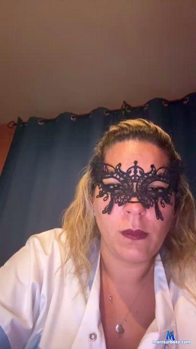 Minettedusud cam4 bisexual performer from French Republic  