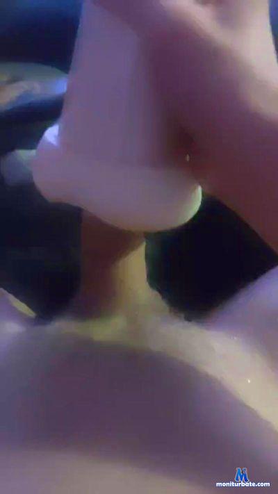 toddrxxx cam4 straight performer from United Kingdom of Great Britain & Northern Ireland  