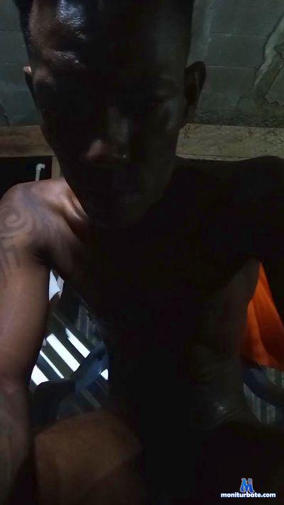 luisfe222xxx cam4 straight performer from Republic of Colombia  